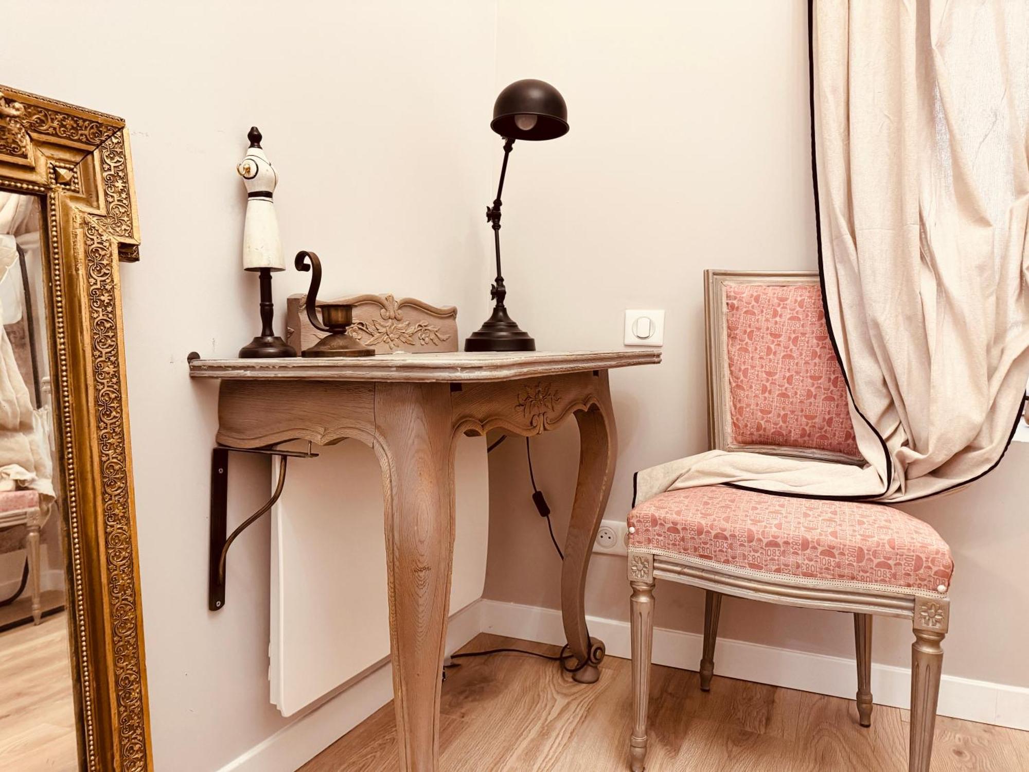 Le Tailleur, Centre Historique, Fibre, Climatisation, Ess, Rez-De-Chaussee, Bedinshop 로만스수르아이져 외부 사진